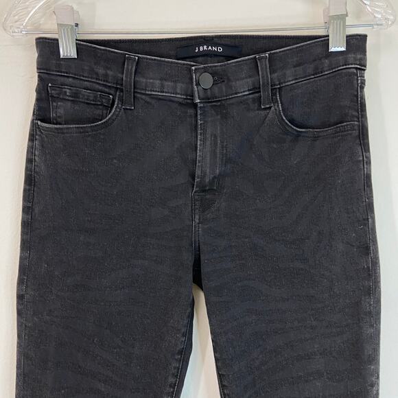 J Brand "Fame" Cropped black Jeans - Picture 3 of 11